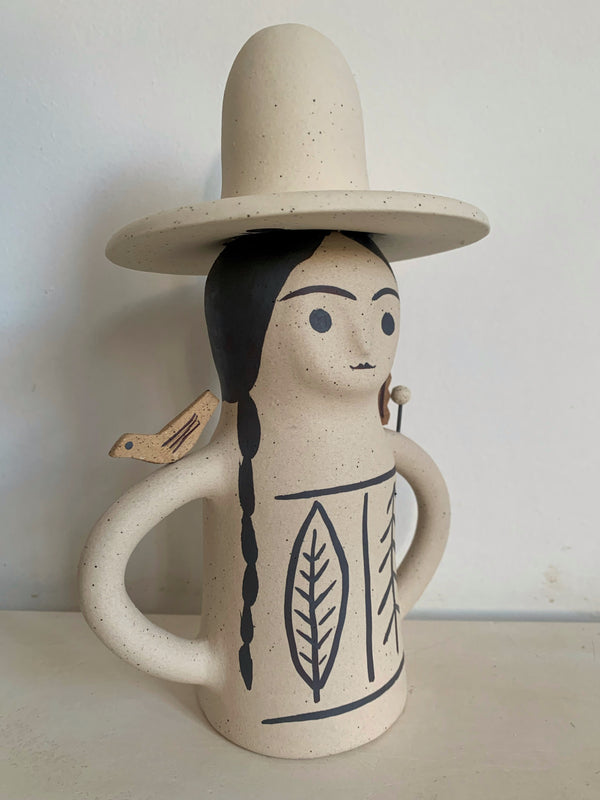 Light Buff & white Hat Protector