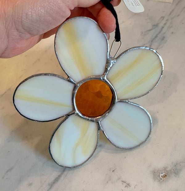Amber yellow daisy stained glass