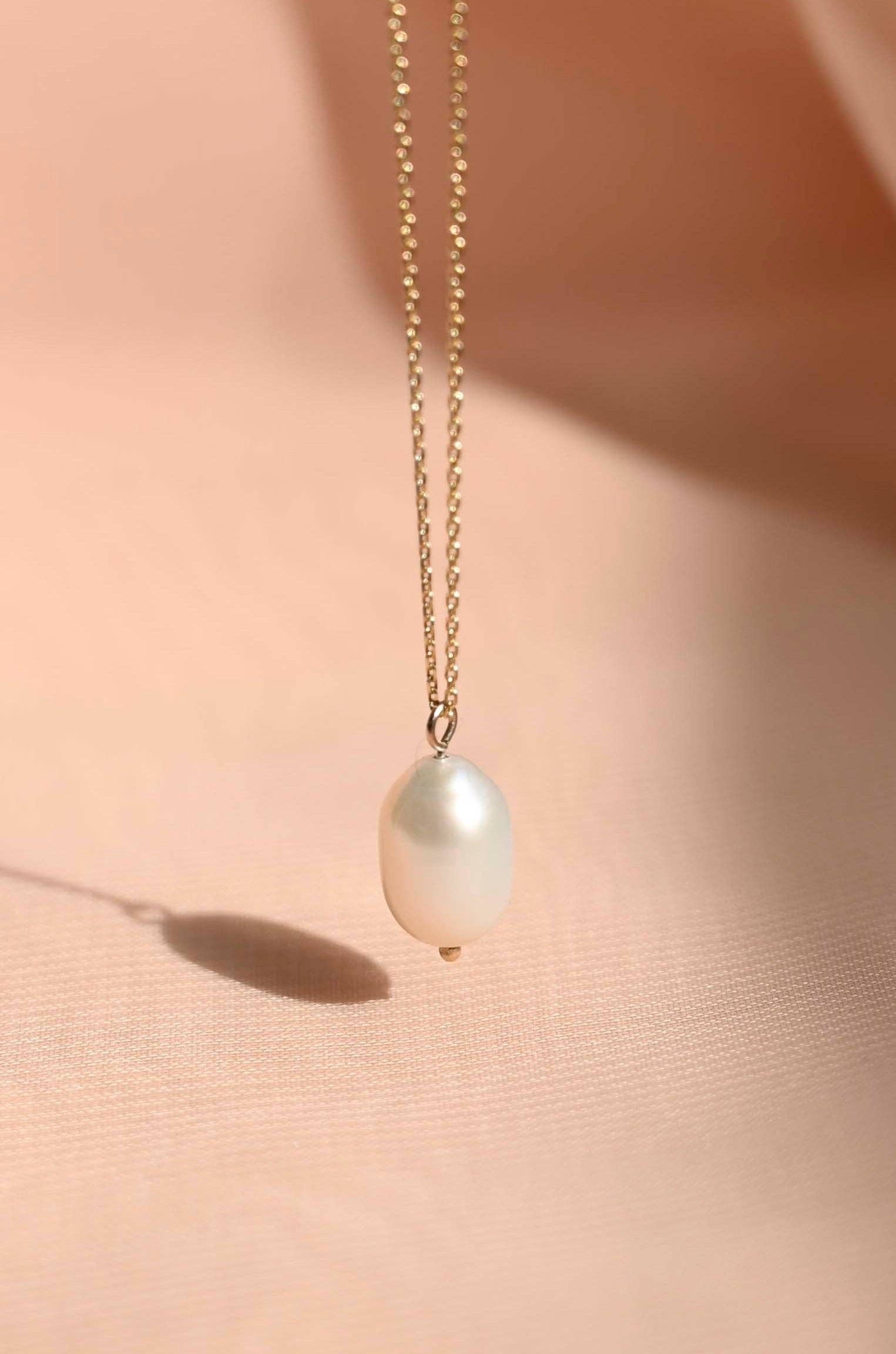 9ct Yellow Gold Pearl Pendant Necklace